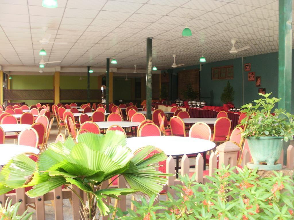 Nilketha Villa Eco Hotel Anuradhapura Buitenkant foto
