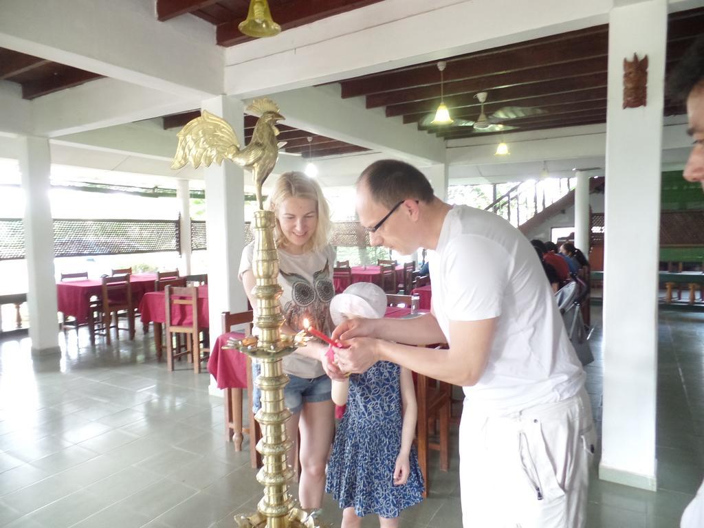 Nilketha Villa Eco Hotel Anuradhapura Buitenkant foto