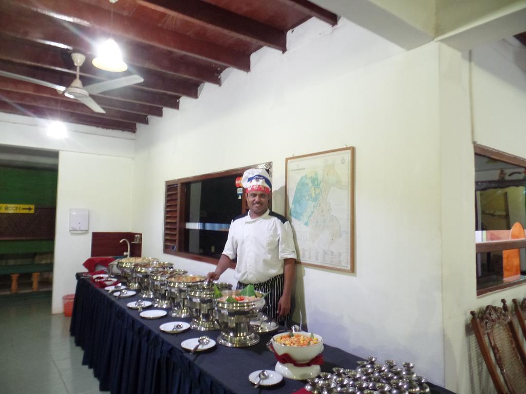 Nilketha Villa Eco Hotel Anuradhapura Buitenkant foto