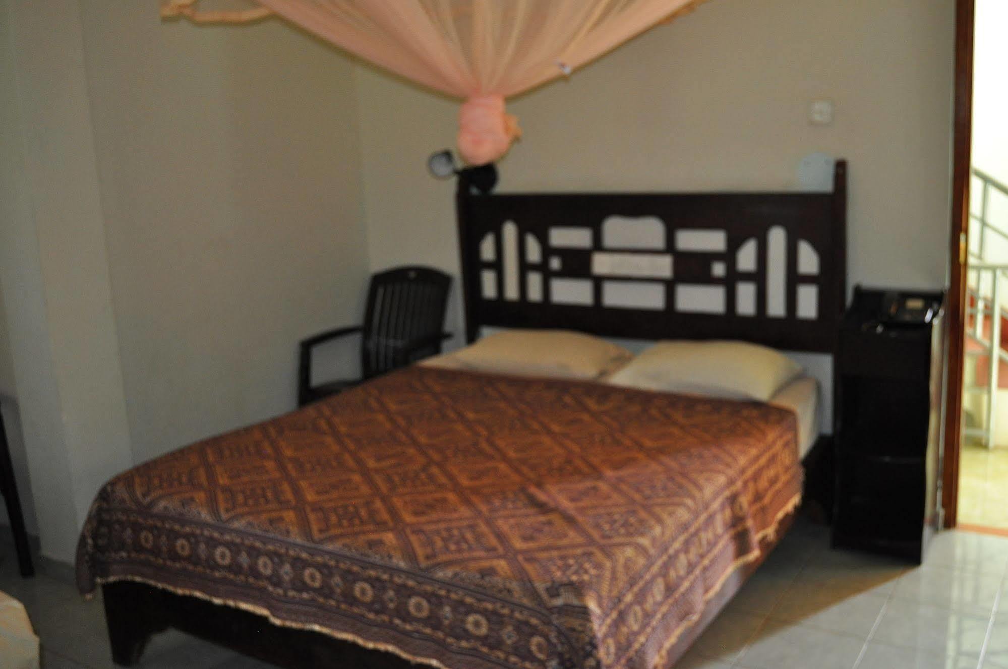 Nilketha Villa Eco Hotel Anuradhapura Buitenkant foto
